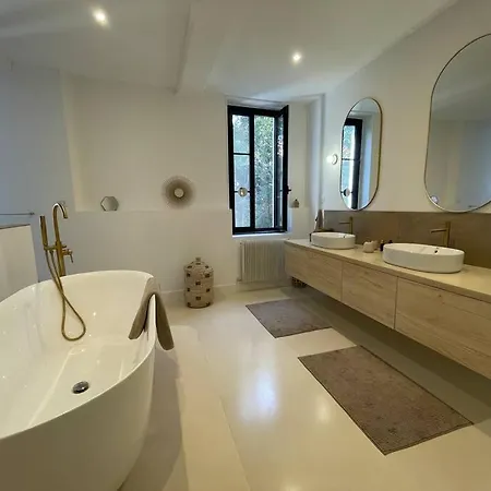 Grande Maison De Maitre Contemporaine A 10 Min De La Et Piscine
